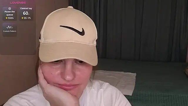 mirabelle_velvet - Mirabelle_Velvet's free webcam - UK Sex Cams