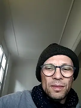 wedge75 live cam screenshot male from France on Pornmatic – Free Porn Videos & Live Cams