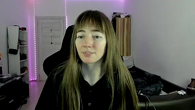 bekkawell from StripChat is Freechat