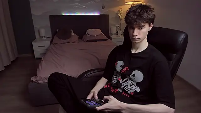 edvard_blare (M twink) - Cumshow 4 day load