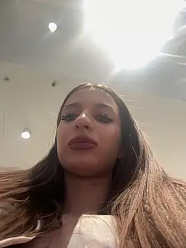 anyssia - Anyssia's free webcam - UK Sex Cams