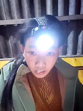 gio-thu - Gio-thu's free webcam - UK Sex Cams