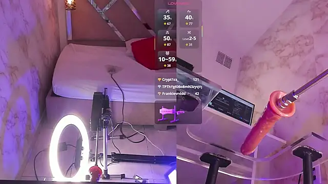 Live sex cam of RoxyLicious_