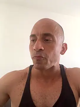 Russo41rj live cam screenshot male from Brazil on Wusca – Live Webcams, Replays & GIFs