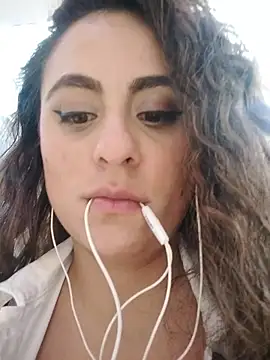 caroline_jons - Caroline_Jons's free webcam