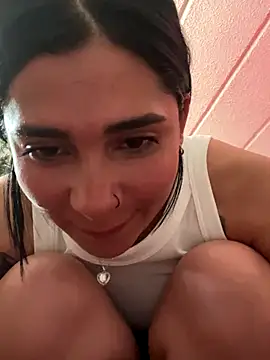 Meganmilk1 Live Webcam on Stripchat