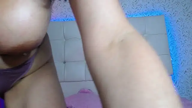 adalya_y webcam stripchat model stream image