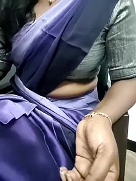 Tamilmallu-duskygirl03