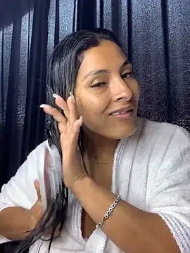 Live sex cam of Cami_Leon2