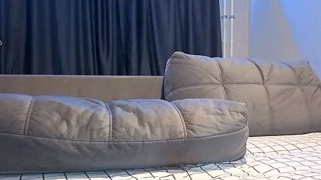 fafa_fluff (F teen) - spank my ass 5 times!!))