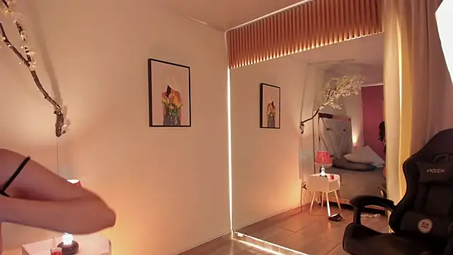 Victoria Bennett (VictoriaBennett_)