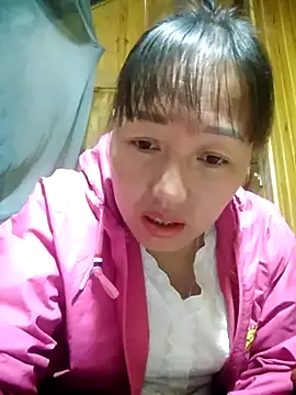 Yanmey webcam stripchat model stream image