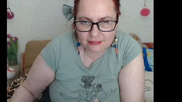 playfullmature - PlayfullMature's free webcam