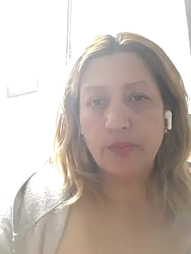 ROOMIINA live on StripChat 