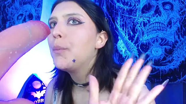 mikaskullcs from StripChat