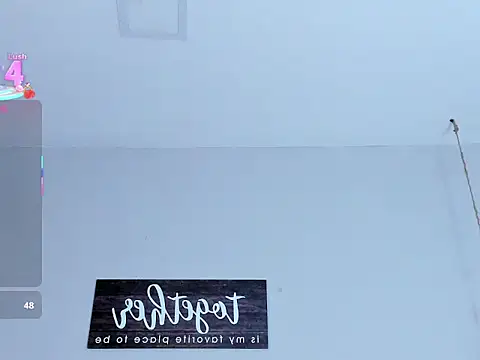 kylie1_ls from StripChat