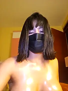 Latin_summer Live Webcam on Stripchat