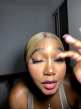 Webcam Model (alisonn_moon)  is live.Free join now!