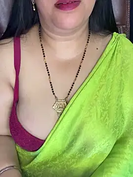 Webcam Model (FlatVincy4)  is live.Free join now!