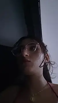 Webcam Model (princess_foxxy)  is live.Free join now!