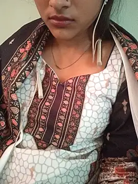 Webcam Model (Neha_Tyagi)  is live.Free join now!