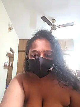 Webcam Model (sexynayan23)  is live.Free join now!