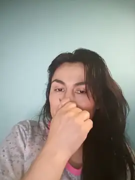 Webcam Model (vanessa-titisM)  is live.Free join now!