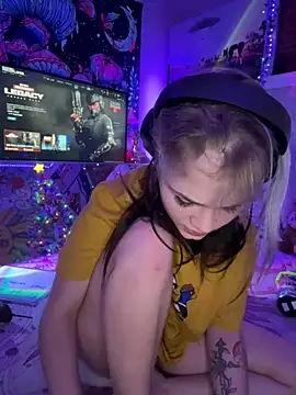 Cutiepiespanks live cam