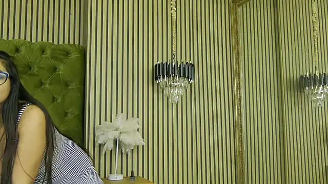 MiaJenner from StripChat