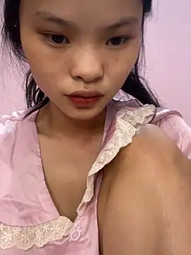 lung-linh - Lung-linh's free webcam - UK Sex Cams