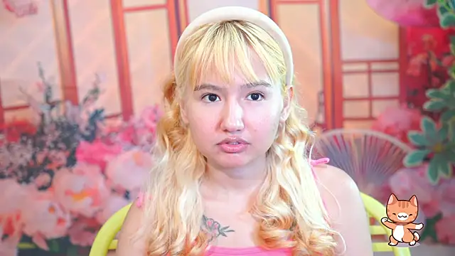 Pinkie_Princes Live Webcam on Stripchat