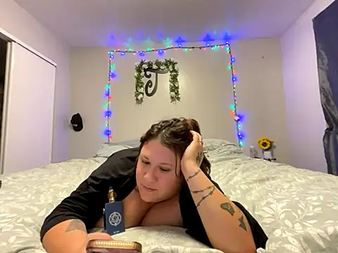 JizzyJazzunleashed live cam