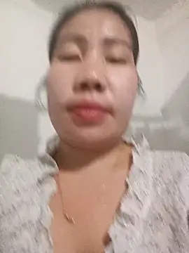 reema_143 - Reema_143's free webcam