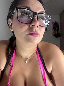 Webcam Model (linatarens)  is live.Free join now!