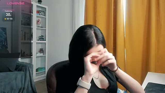 lillllos - Lillllos's free webcam