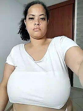 Webcam Model (sweetpe)  is live.Free join now!