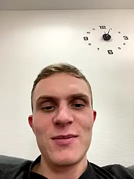 alisanikita - Alisanikita's free webcam - UK Sex Cams