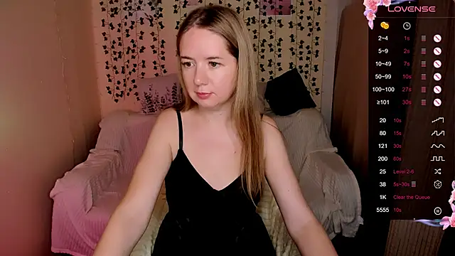 evaa_grey - Evaa_Grey's free webcam - UK Sex Cams