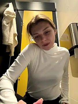 valenciashock (F young) - ZOOM PUSSY