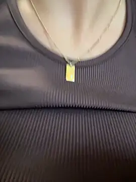 Hii_Lolla Live Webcam on Stripchat