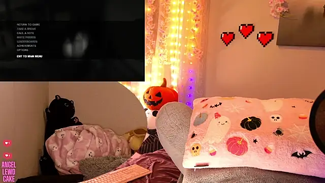 Angel-Lewd-Cake