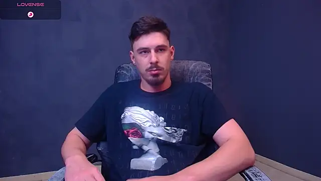 enzorace (M young) - get naked & hard