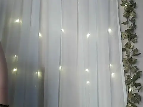 angelainparis28 - Angelainparis28's free webcam - UK Sex Cams