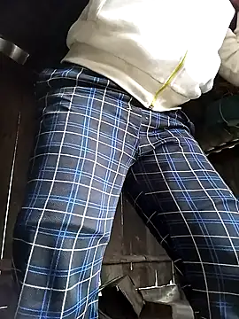 jerry-xx from StripChat