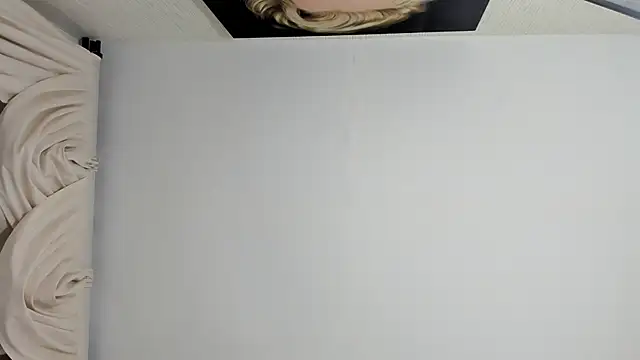 sarita_loven Live Webcam on Stripchat