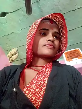 Pxrani from StripChat is inFreechat