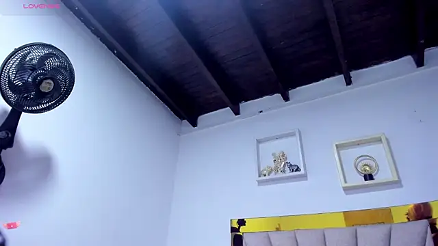 vahiolet_fuentes - Vahiolet_fuentes's free webcam