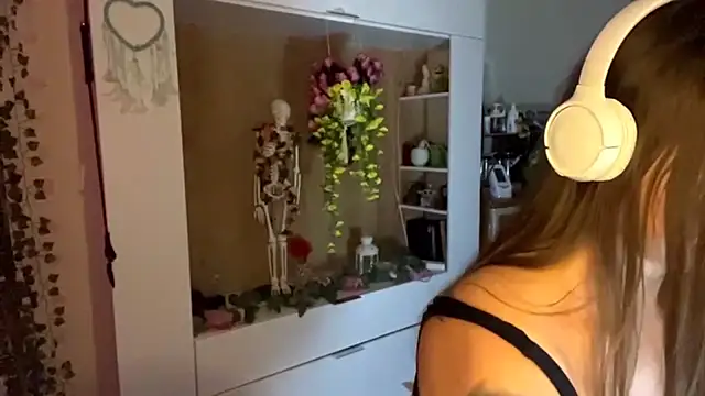 BiasSquabble webcam stripchat model stream image