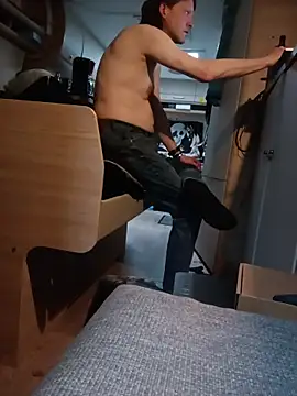 ebinator666 - Ebinator666's free webcam