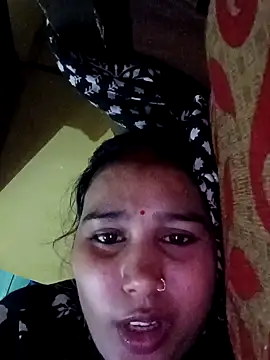 Sexi_soniy432 live on StripChat 